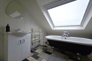 Bathroom - click for photo gallery
